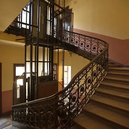 Westend Minihotel Konukevi