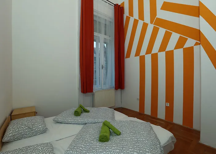 Westend Minihotel Πανσιόν 3*