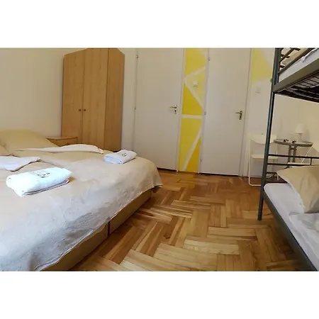 Westend Minihotel