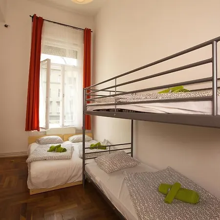 Westend Minihotel