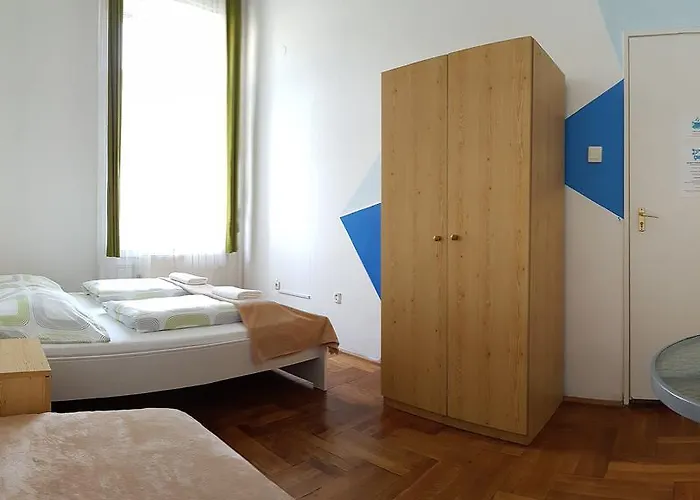 Westend Minihotel Pensiune 3*