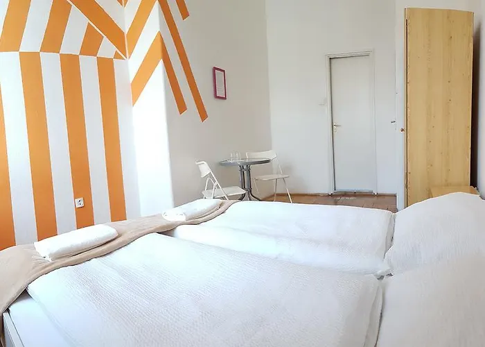 Westend Minihotel Pensiune 3*