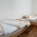 Westend Minihotel ゲストハウス