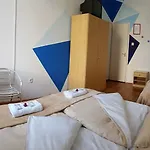 Westend Minihotel ゲストハウス