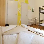 Westend Minihotel ゲストハウス