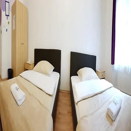 Westend Minihotel Pensión