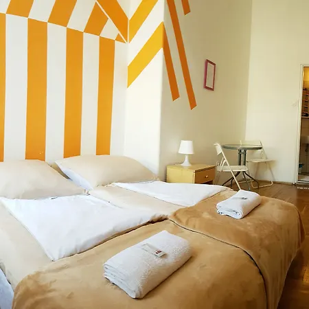 Konukevi Westend Minihotel Budapeşte