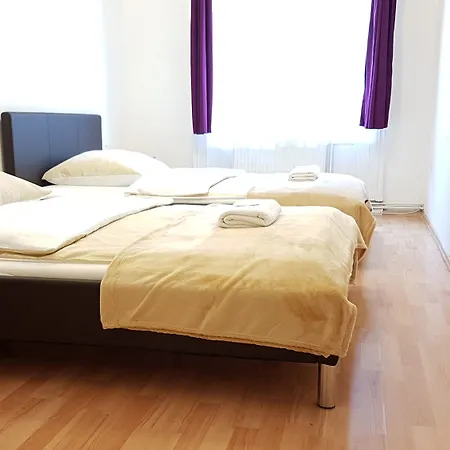 Pensión Westend Minihotel 3*
